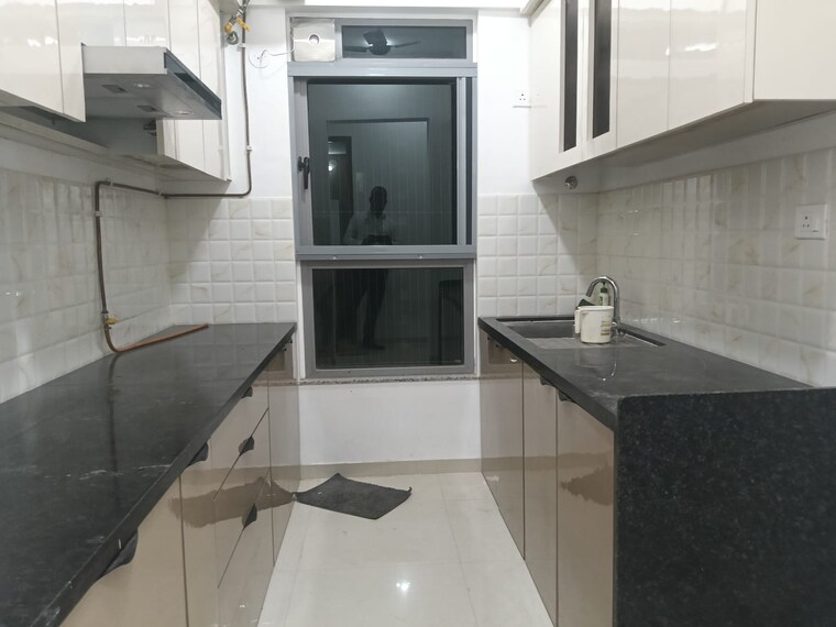 Kitchen, kalpataru-immensa-b 3.5 Bedroom 1350 Sq.Ft. Apartment In Kolshet Road Thane 9669283