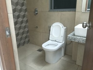 Bathroom in 3.5 BHK Apartment at Kalpataru Immensa B, Kolshet Road – for Rent