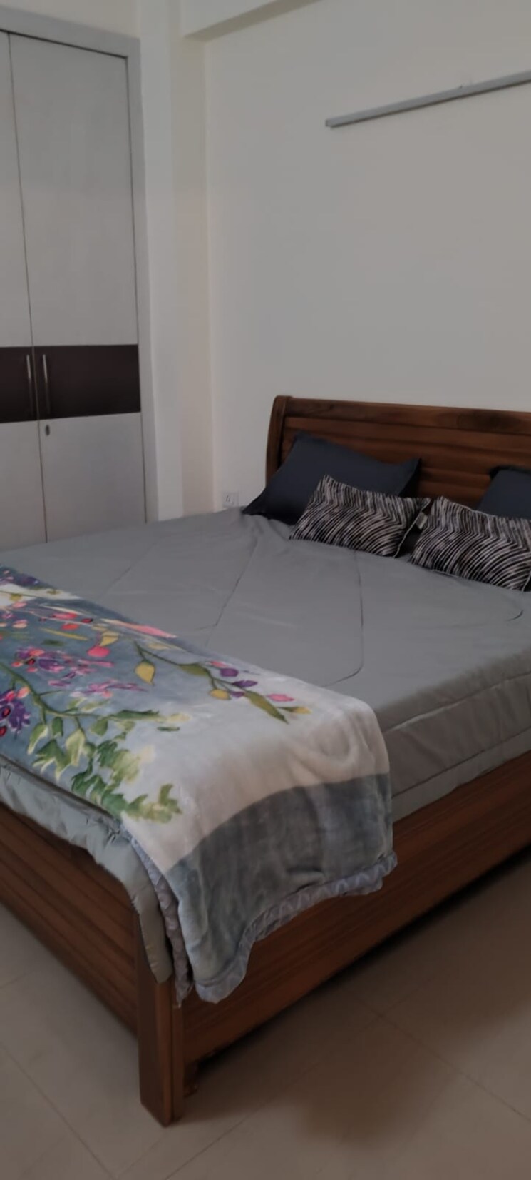 Bedroom, amrapali-silicon-city 2 Bedroom 1075 Sq.Ft. Apartment In Sector 76 Noida 9669334