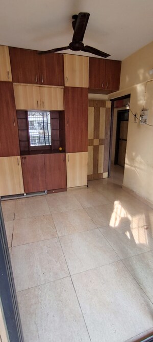 Room in 2 BHK Apartment at Shree Satyam CHS Kharghar sector 20, Kharghar Sector 20 – for Rent