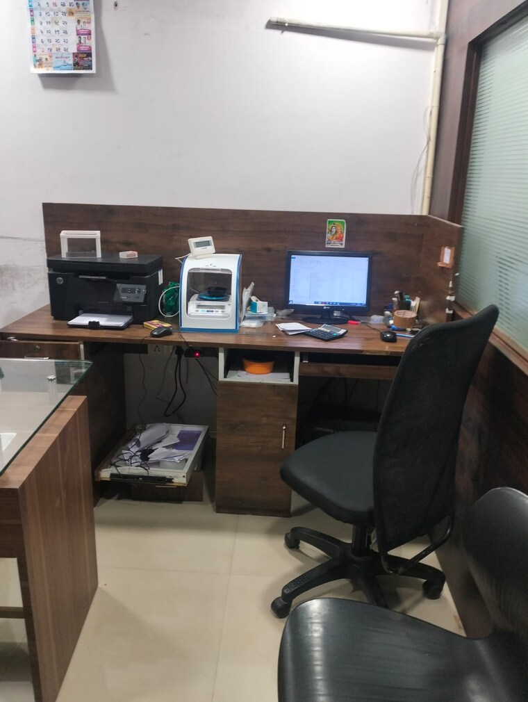 Team Area, bhandup west Commercial Office Space 400 Sq.Ft. In Bhandup West Mumbai 9669386
