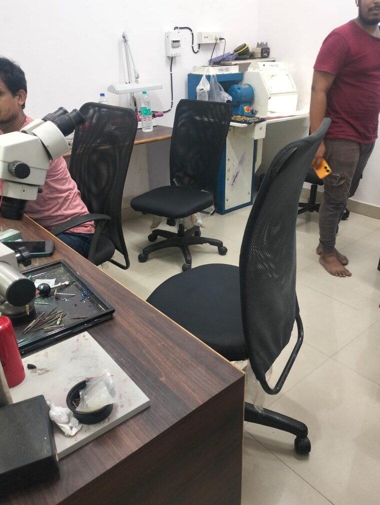 Team Area, bhandup west Commercial Office Space 400 Sq.Ft. In Bhandup West Mumbai 9669386