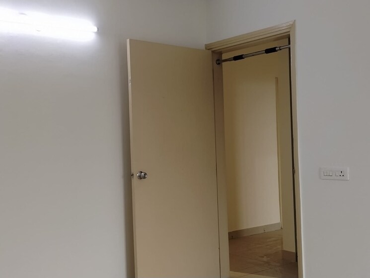 Room, godrej-frontier 3 Bedroom 2263 Sq.Ft. Apartment In Sector 80 Gurgaon 9669428