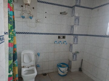 Bathroom in 3 BHK Independent House at Tarang Orchid, Sector 28 – for Rent