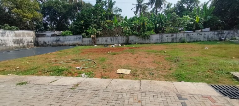 undefined, ollur  3485 Sq.Ft. Plot In Ollur Thrissur 9669507