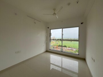 Room in 2 BHK Apartment at Godrej Boulevard, Manjari – for Rent