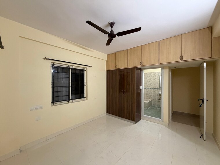 Room, hsr layout 3 Bedroom 2100 Sq.Ft. Builder Floor In Hsr Layout Bangalore 9669600