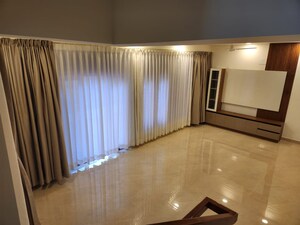 Room in 3.5 BHK Villa at Electronic City Phase I – for Rent