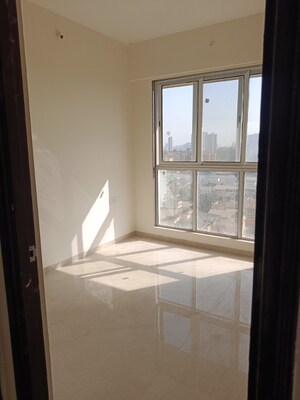 Room in 3 BHK Apartment at Vinay Unique Sky, Virar West – for Rent