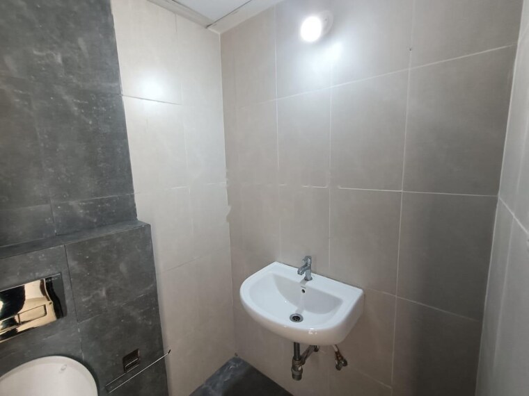 Bathroom, shapoorji-pallonji-joyville-hinjewadi 2 Bedroom 592 Sq.Ft. Apartment In Hinjewadi Pune 9669603