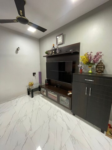 Bedroom in 2 BHK Apartment at Spaghetti Complex, Kharghar – for Sale