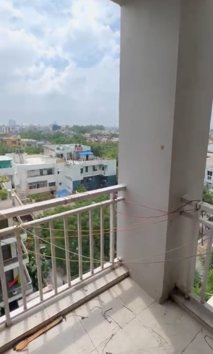 Balcony, manisha-marvel-homes 3 Bedroom 1655 Sq.Ft. Apartment In Sector 61 Noida 9669652