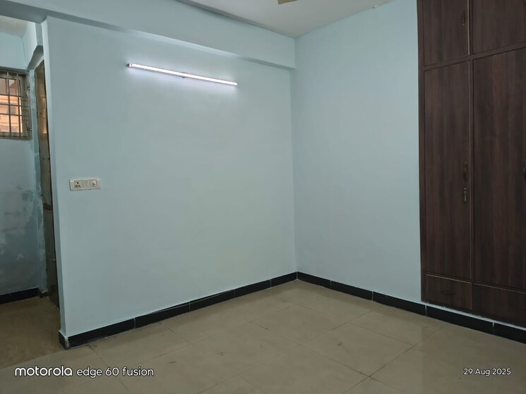 Room, vaishali sector 4 2 Bedroom 1200 Sq.Ft. Apartment In Vaishali Sector 4 Ghaziabad 9669825