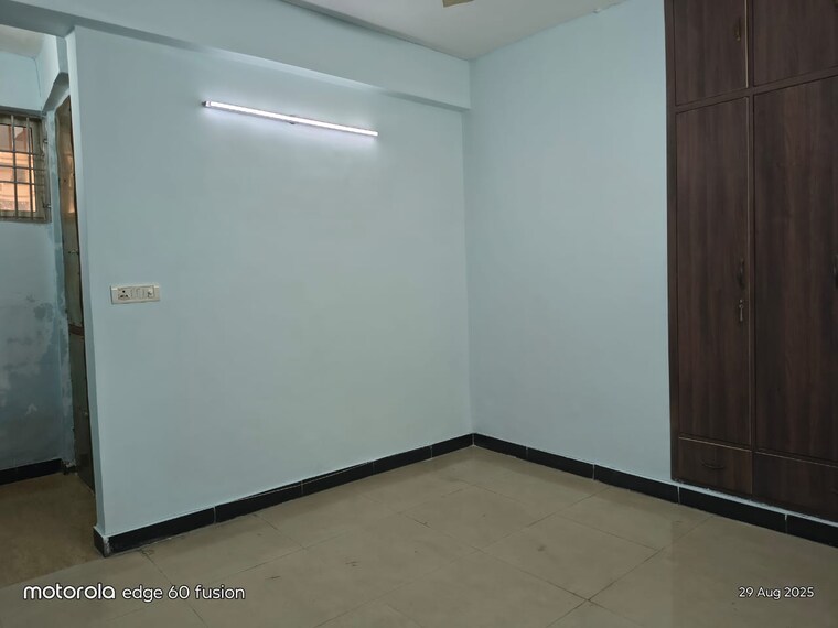 Room, vaishali sector 4 2 Bedroom 1200 Sq.Ft. Apartment In Vaishali Sector 4 Ghaziabad 9669825