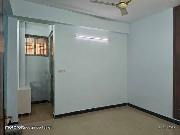 Room, vaishali sector 4 2 Bedroom 1200 Sq.Ft. Apartment In Vaishali Sector 4 Ghaziabad 9669825