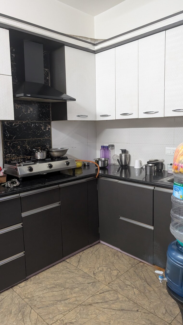 Kitchen, vaishali sector 4 2 Bedroom 1200 Sq.Ft. Apartment In Vaishali Sector 4 Ghaziabad 9669825