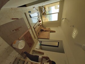 Team Area in 2 BHK Apartment at BPTP Discovery Park, Sector 80 – for Sale