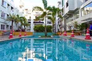 Swimming Pool in 3 BHK Apartment at Trifecta Esplanade, Belathur – for Rent