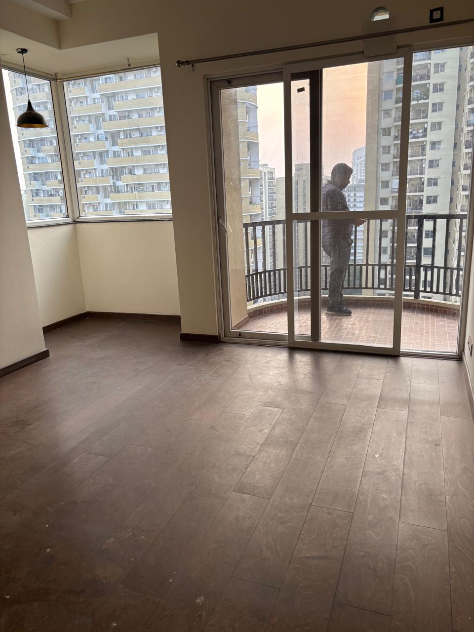 2 BHK Apartment For Rent in Tata Eureka Park