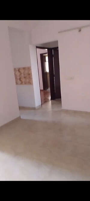 3 BHK Apartment For Rent in Amrapali Leisure Park, Amrapali Leisure Valley