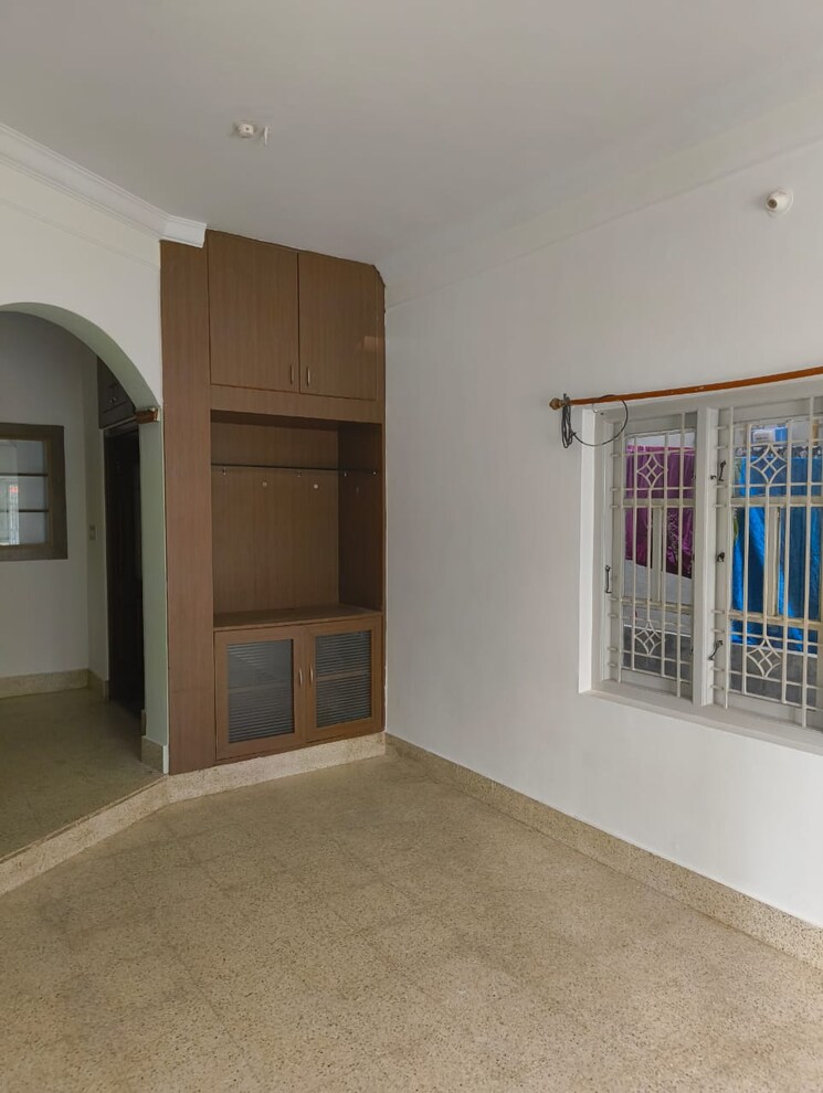 Room, manisha-heights 1 Bedroom 534 Sq.Ft. Apartment In Kondhwa Pune 9663875