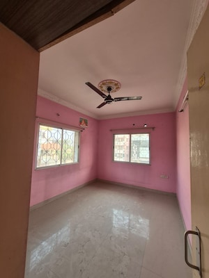 Room in 3 BHK Apartment at Morabadi – for Sale