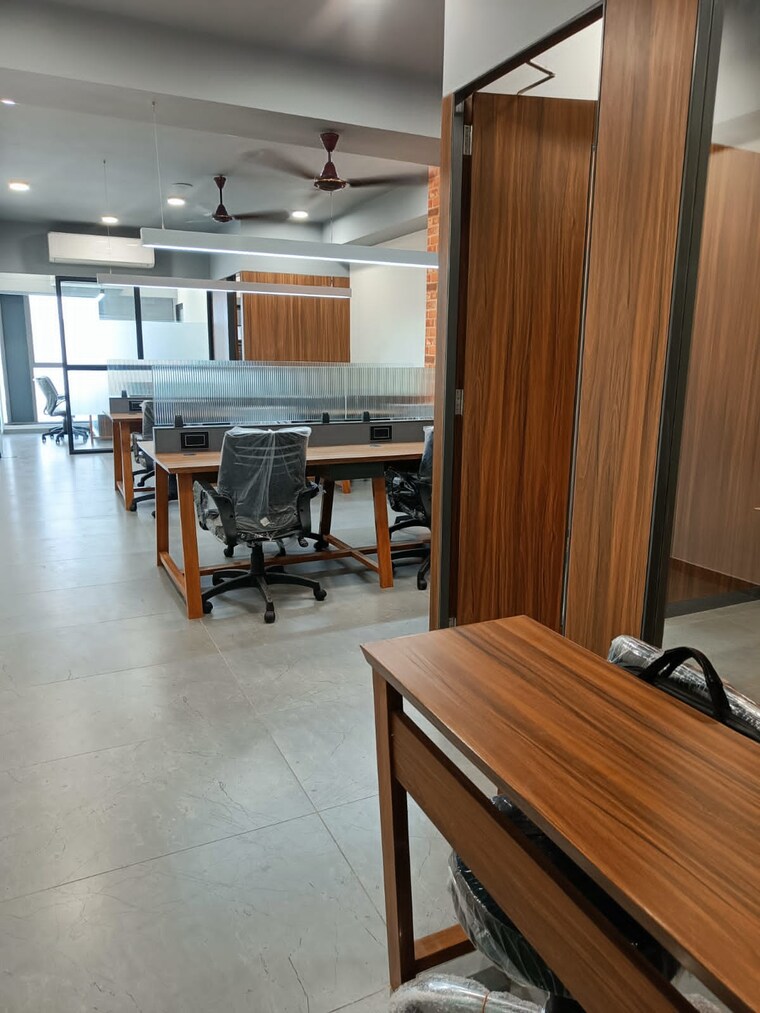 Gym, science city Commercial Office Space 569 Sq.Ft. In Science City Ahmedabad 9669965