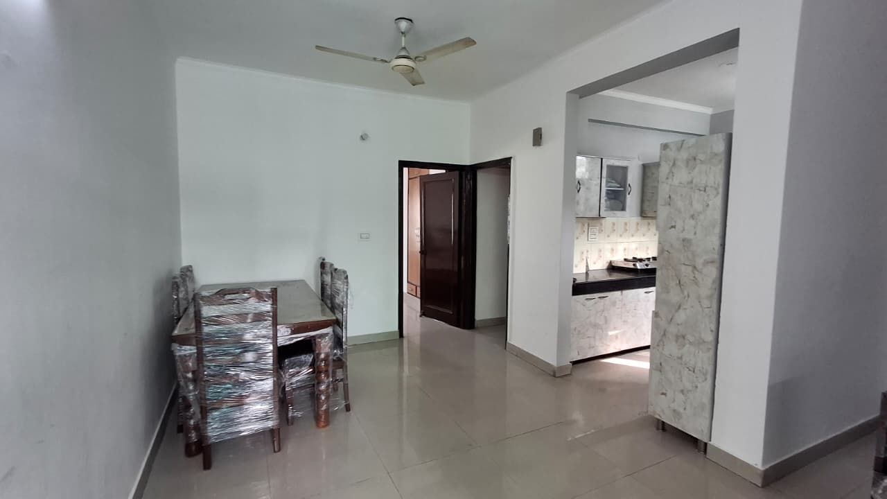 2 BHK Apartment For Rent in VIP Road
