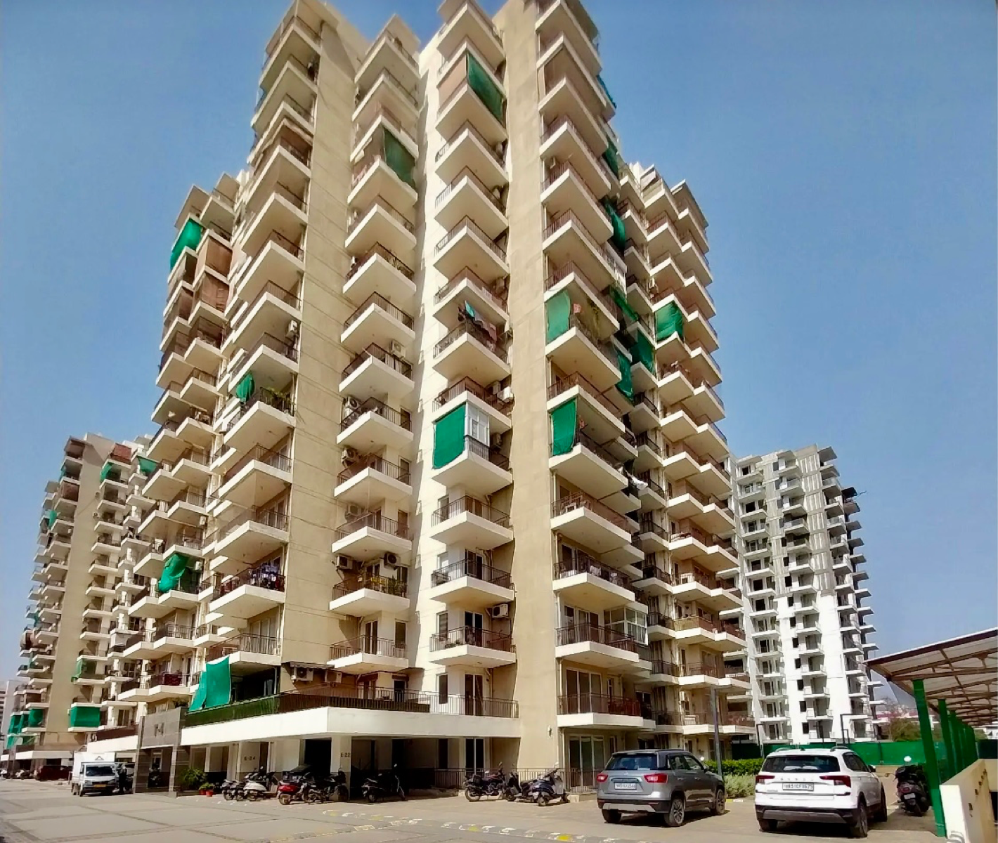 3 BHK Apartment For Sale in RPS Auria