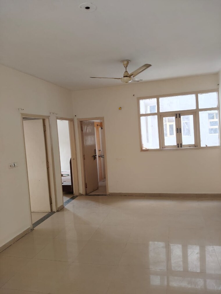 Room, omaxe-heights 3 Bedroom 954 Sq.Ft. Apartment In Sector 86 Faridabad 9670033