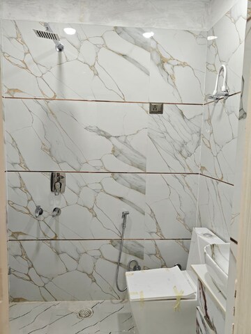 Bathroom in 3 BHK Builder Floor at Indrapuram – for Sale