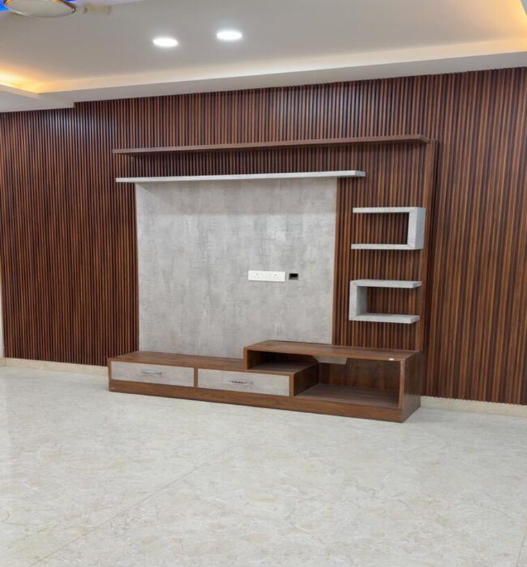 Room, sector 11 4 Bedroom 4511 Sq.Ft. Builder Floor In Sector 11 Faridabad 9670297