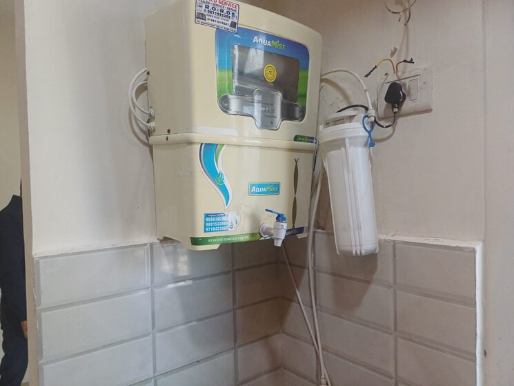 Bathroom, gaur-city-2-14th-avenue 2 Bedroom 990 Sq.Ft. Apartment In Sector 16c Greater Noida Greater Noida 9670069