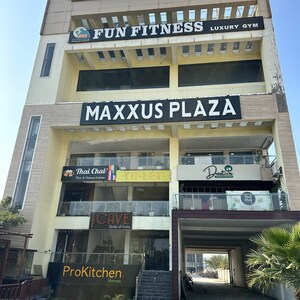  Shop For Rent in Maxxus Plaza, International Airport Road