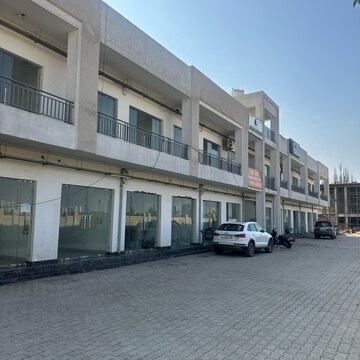  Shop – Exterior View View at Maxxus Plaza, International Airport Road - for Rent