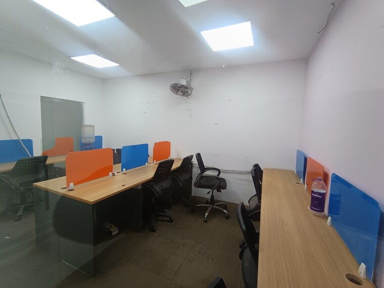 Team Area, sector 2 Commercial Office Space 500 Sq.Ft. In Sector 2 Noida 9670281