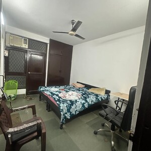 1 BHK Builder Floor For Rent in Katwaria Sarai