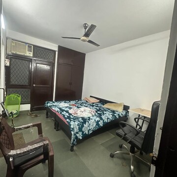 1 BHK Builder Floor For Rent in Katwaria Sarai