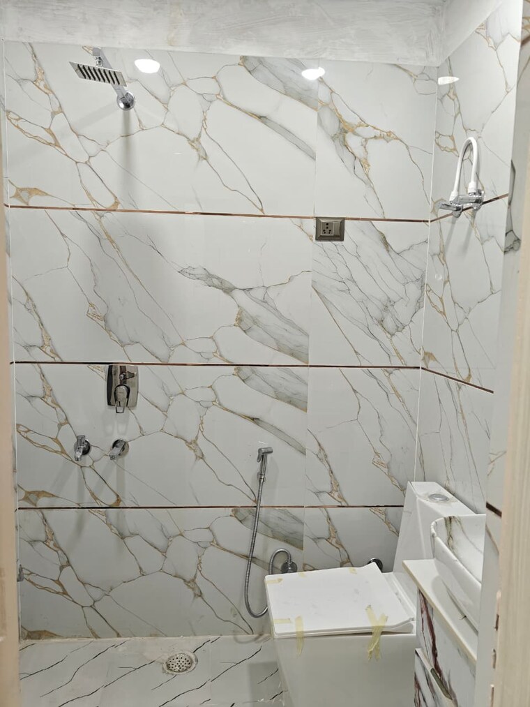 Bathroom, burari 2 Bedroom 500 Sq.Ft. Builder Floor In Burari Delhi 9670282