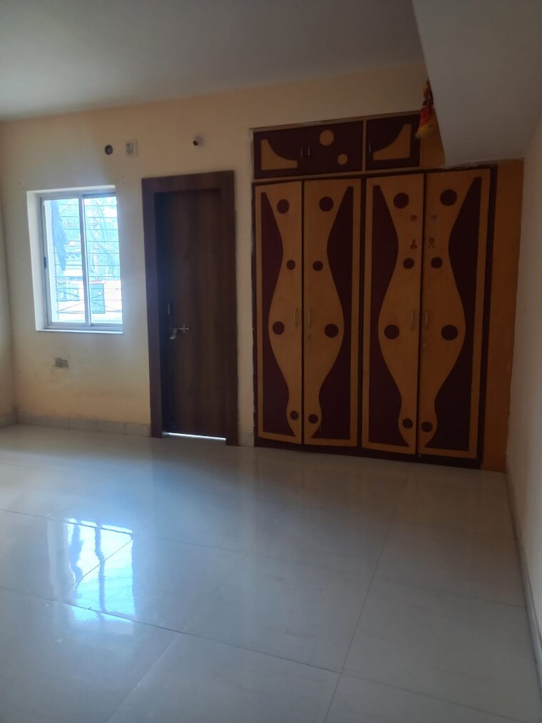 Room, morabadi 3 Bedroom 1450 Sq.Ft. Apartment In Morabadi Ranchi 9670392