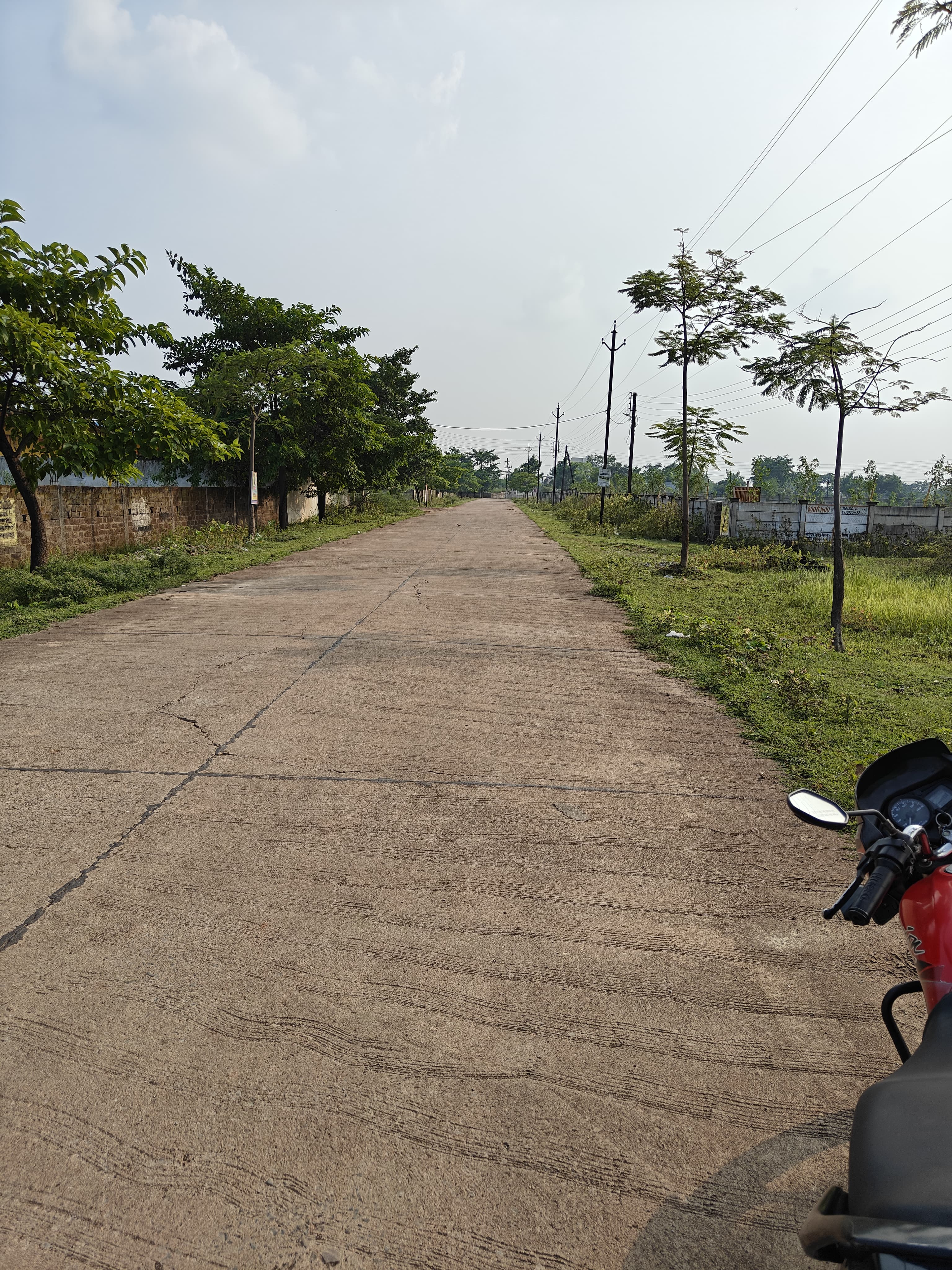 Plot For Sale in Dunda