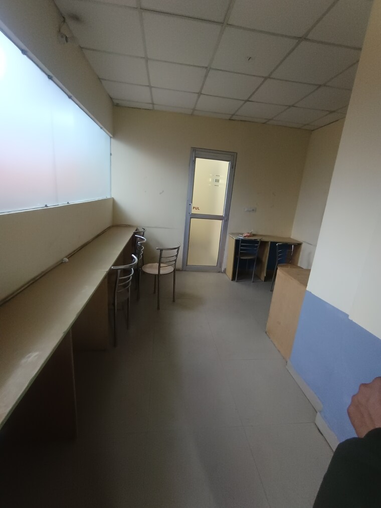 Floor Plan, sector 2 Commercial Office Space 3000 Sq.Ft. In Sector 2 Noida 9670587