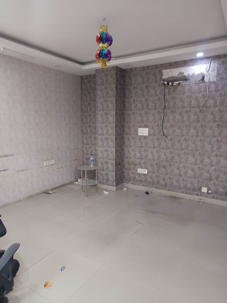 Floor Plan, sector 2 Commercial Office Space 3000 Sq.Ft. In Sector 2 Noida 9670587