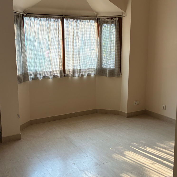 Room, the-nest-noida 3.5 Bedroom 275 Sq.Mt. Independent House In Sector 31 Noida 9670583