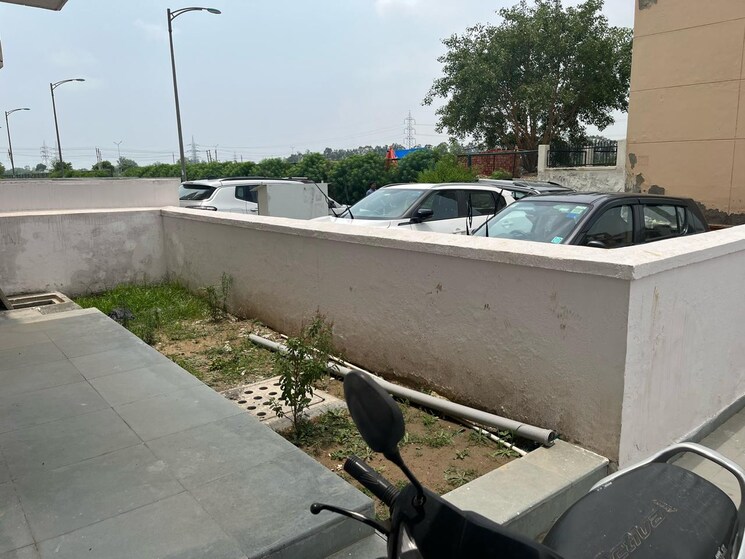 Balcony, sector 75 3 Bedroom 1620 Sq.Ft. Builder Floor In Sector 75 Faridabad 9670551