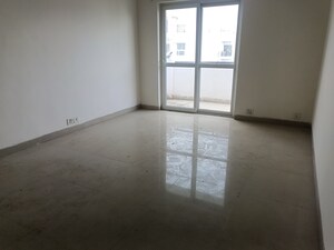 Room in 3 BHK Builder Floor at Sector 75 – for Sale