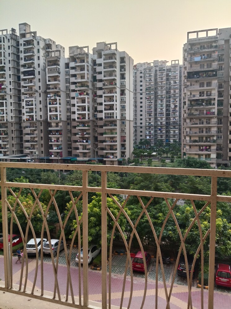 Exterior View, mahagun-mywoods 2.5 Bedroom 1110 Sq.Ft. Apartment In Sector 16c Greater Noida Greater Noida 9670649