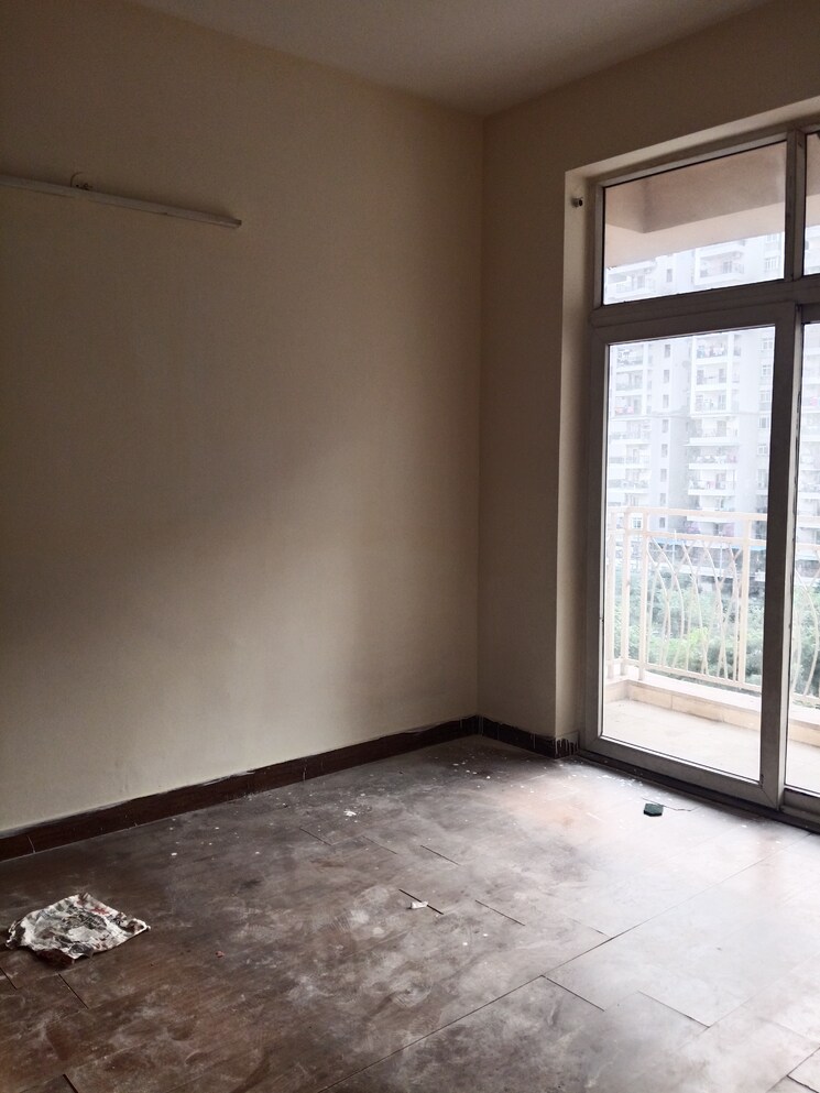 Room, mahagun-mywoods 2.5 Bedroom 1110 Sq.Ft. Apartment In Sector 16c Greater Noida Greater Noida 9670649