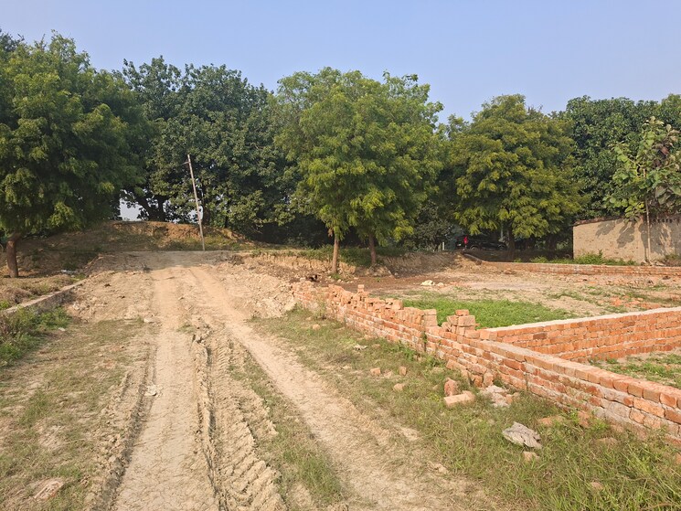 undefined, babatpur  1000 Sq.Ft. Plot In Babatpur Varanasi 9670648