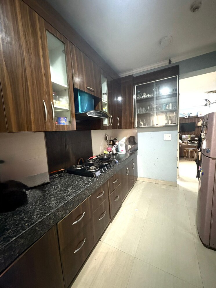 Kitchen, paramount-floraville 3 Bedroom 1425 Sq.Ft. Apartment In Sector 137 Noida 9670575